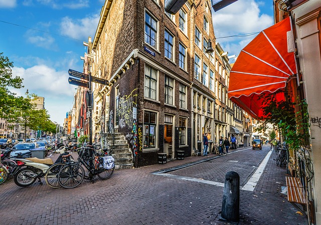 streets of amsterdam